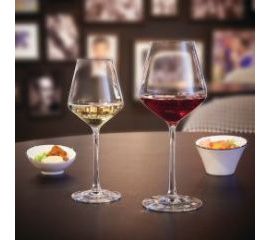 Distinction (Krysta)