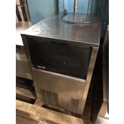 Льдогенератор Apach AGB120.25 A