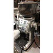 Кофемолка Bork J800