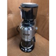 Кофемолка DeLonghi KG521.M
