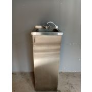 Ванна-тумба 1Ц Н500/550/1300 разм. секц. 400х400х300 борт, 1 дверь распашная, отв. Смеситель