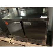Стол охлаждаемый HICOLD GNE 11/TN с нижним расположением агрегата