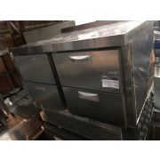 Стол холодильный HICOLD GNE 22/TN с бортом
