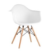 Стул пластиковый с подлокотниками «Eames Литой» с жестким сиденьем (деревянный каркас)