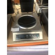 Плита индукционная Hurakan HKN-ICW35M WOK